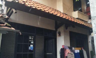 DIJUAL RUMAH COCOK UNTUK KOS KOSAN