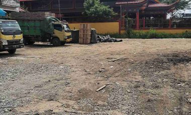 Dijual / Disewakan ruko 2lt full keramik, pinggir jalan Arteri Supadio