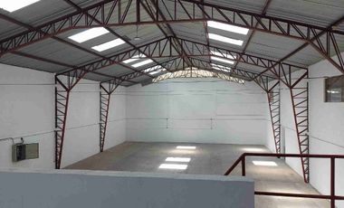 GALPON CON BODEGAS EN VENTA SECTOR SAN ISIDRO DEL INCA - QUITO