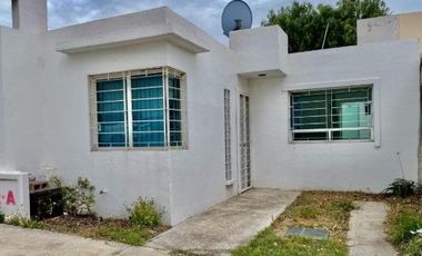 CASA EN VENTA EN PACHUQUILLA, HIDALGO. 
