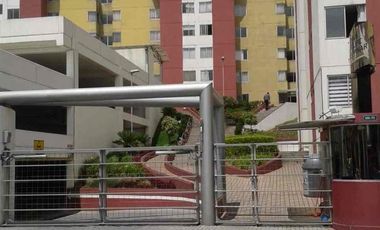 Departamento en venta, excelente ubicación sector La Occidental, Conjunto San Felipe del Pinar,Quito