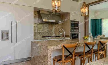 VENDO RESIDENCIA AMUEBLADA FRACCIONAMIENTO PRIVADO, CON VIGILANCIA Y MARINA