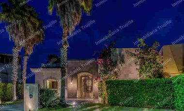 VENDO RESIDENCIA AMUEBLADA FRACCIONAMIENTO PRIVADO, CON VIGILANCIA Y MARINA