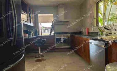 VENDO RESIDENCIA DE LUJO CON PANELES SOLARES EN EL FRACCIONAMIENTO EL DORADO