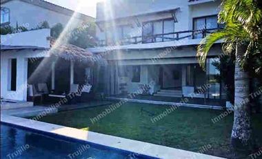 VENDO RESIDENCIA DE LUJO CON PANELES SOLARES EN EL FRACCIONAMIENTO EL DORADO