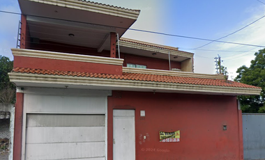 CASA EN VENTA EN POCITOS Y RIVERA A 15 MIN. DEL ACUARIO DEL PUERTO DE VERACRUZ.
