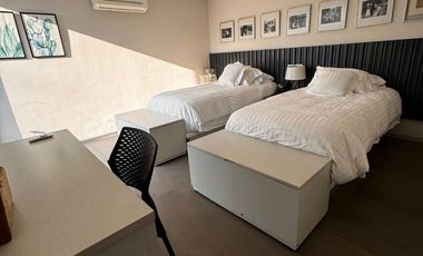 CASA PRIVADA AL SUR DE CUERNAVACA, MOR. EN COLINAS DE SANTA FE