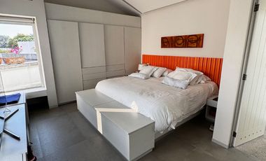 CASA PRIVADA AL SUR DE CUERNAVACA, MOR. EN COLINAS DE SANTA FE