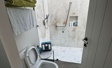 CASA PRIVADA AL SUR DE CUERNAVACA, MOR. EN COLINAS DE SANTA FE