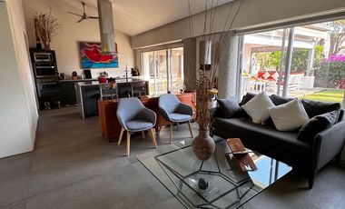 CASA PRIVADA AL SUR DE CUERNAVACA, MOR. EN COLINAS DE SANTA FE