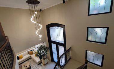 Alquiler Casa en Guayaquil Tenis Vía Samborondón Full Amoblada - C365