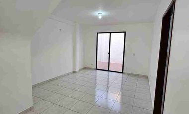 AMPLIA CASA EN VENTA CIUDAD CELESTE - ETAPA LA DORADA