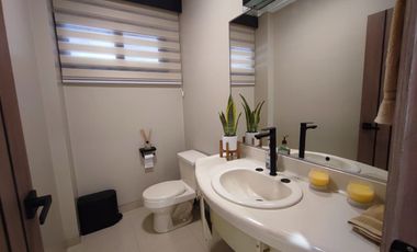 Venta Casa en Guayaquil Tenis Vía Samborondón Full Amoblada - C365