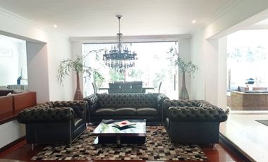 Casa Amoblada en Venta El campestre, El poblado, Medellin