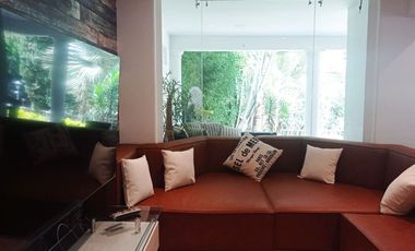 Casa Amoblada en Venta El campestre, El poblado, Medellin