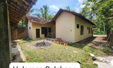JUAL RUMAH DI PENGASIH KULONPROGO TANAH LUAS