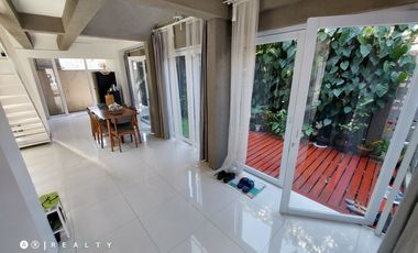 RUMAH INDUSTRIAL DI CIGADUNG DAGO BANDUNG Desain Unik dan Lokasi Strategis