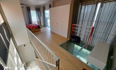 RUMAH INDUSTRIAL DI CIGADUNG DAGO BANDUNG Desain Unik dan Lokasi Strategis