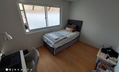 RUMAH INDUSTRIAL DI CIGADUNG DAGO BANDUNG Desain Unik dan Lokasi Strategis