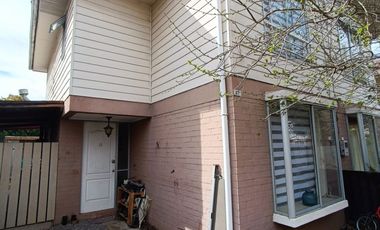 Casa en centro de Olmué