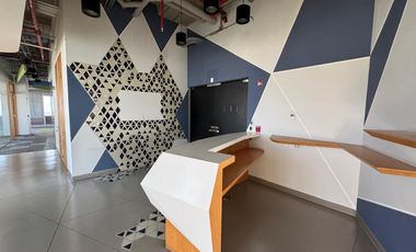 SE RENTA OFICINA TORRE NATYVO ANGELOPOLIS PISO 23 523 M2