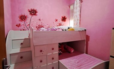 Jual Rumah Dengan Kolam Renang Private 2 Lantai