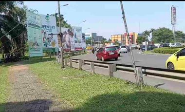 Disewakan Kavling Boulevard. Lokasi hadap jalan utama. ramai.