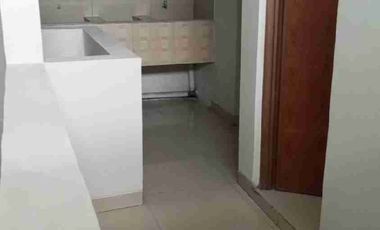jual RUKO 3,5 lantai siap pakai di pinggir jln Kartini