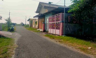 jual murah rumah bagus untuk usaha di plumbon Gambang  Gudo Jombang