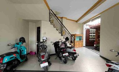 RUMAH MEWAH 2 LANTAI DAN KOST EKLUSIF DALAM KOTA DI MUJA MUJU UMBULHARJO JOGJA DEKAT BALE KOTA