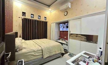 RUMAH MEWAH 2 LANTAI DAN KOST EKLUSIF DALAM KOTA DI MUJA MUJU UMBULHARJO JOGJA DEKAT BALE KOTA