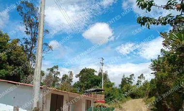 SE VENDE CASA CAMPESTRE EN PASTO, VIA NARIÑO-GENOY