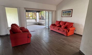 Casa en condominio en Colinas de Santa Fe, al sur de Cuernavaca, Mor.