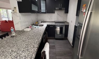 Casa en condominio en Colinas de Santa Fe, al sur de Cuernavaca, Mor.