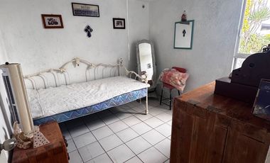 Casa en condominio en Colinas de Santa Fe, al sur de Cuernavaca, Mor.