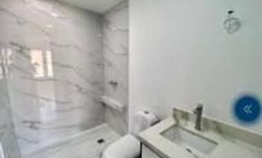 Se vende casa con vista al mar dentro de urbanización exclusiva en Manta