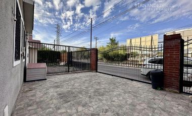 LOS ANDES - ARRIENDA CASA AMOBLADA 5D 4B 2E - VISTA CORDILLERA