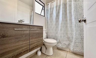 LOS ANDES - ARRIENDA CASA AMOBLADA 5D 4B 2E - VISTA CORDILLERA