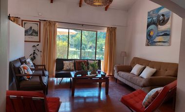 CÓMODA CASA CON PARQUE CRECIDO, SEGURO CONDOMINIO PAINE