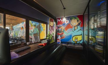 SE VENDE DERECHO A LLAVE LOCAL COMERCIAL BAR RESTAURANT