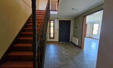 FABULOSA CASA, PRADERAS DEL SUR, PUERTO VARAS