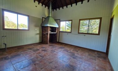 FABULOSA CASA, PRADERAS DEL SUR, PUERTO VARAS