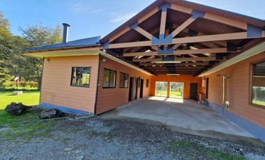 FABULOSA CASA, PRADERAS DEL SUR, PUERTO VARAS