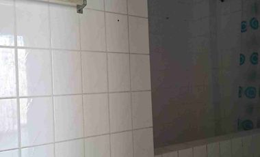 Urdesa Central  alquilo Departamento planta Baja