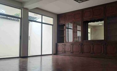 Urdesa Central  alquilo Departamento planta Baja