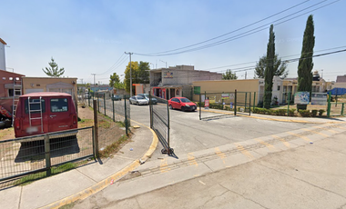 CASA DE RECUPERACIÓN BANCARIA EN CALLE LAS BETUNIAS, FRACC. ARBOLADA LOS SAUCES, ZUMPANGO, EDO MEX. ¡NO SE ACEPTAN CRÉDITOS!