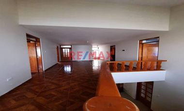 Alquilo Acogedora Casa Para Empresas En Nuevo Chimbote 200 M2