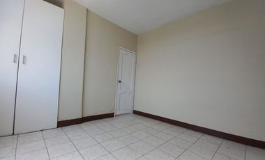 VENDO DEPARTAMENTO EN BARRIO  ORELLANA