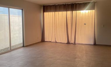 RENTO CASA NUEVA EN MADELEINE RESIDENCIAL PACHUCA