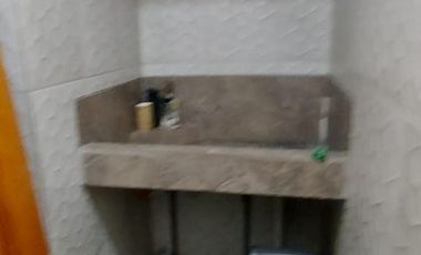 Casa Colonial Rentera en el Centro Historico de Cuenca